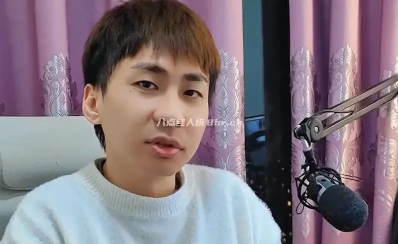 游戏博主"小明剑魔"个人资料和简介