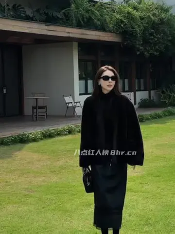 抖音网红容雨个人资料和简介