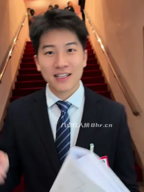 赖家益回应自己是不是直男