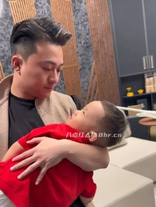 初十和三九个人资料和简介