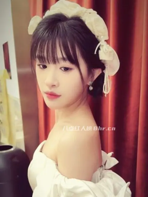 红绿灯的黄个人资料和简介