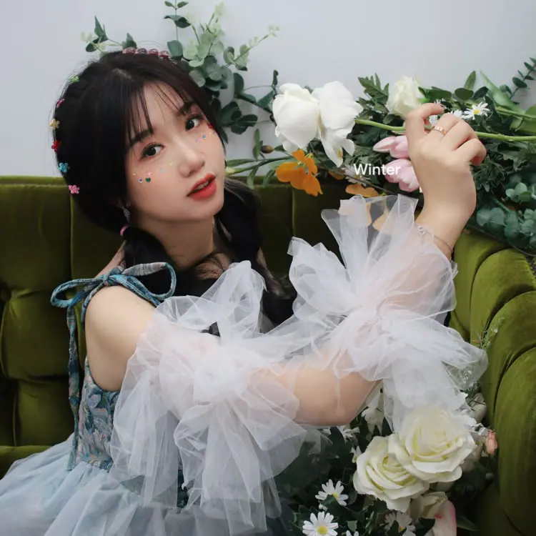 阿咪低调做鞋子