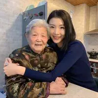 懿珊和外婆的日常