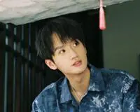 老板罗成