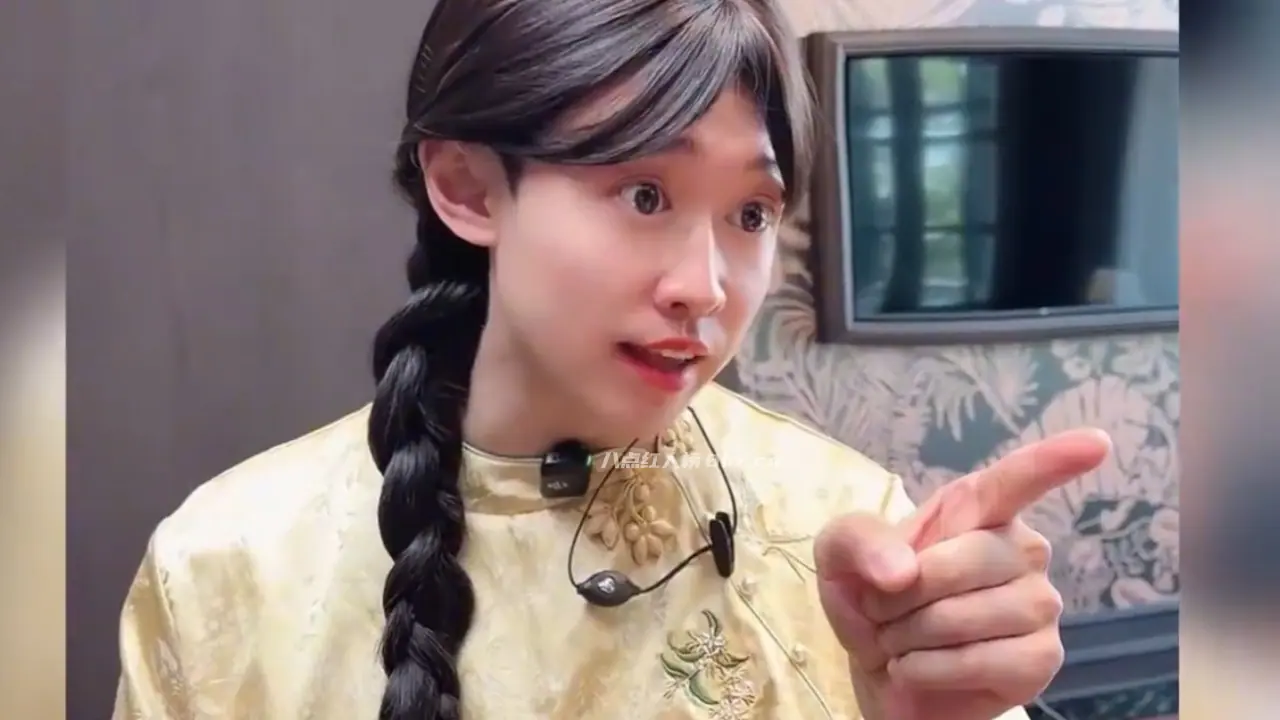 千万网红周小闹的“紫薯精”为何让人一天不看难受