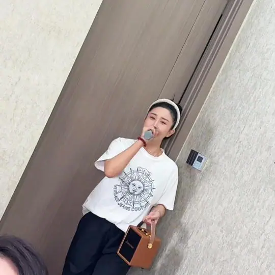 王小欠